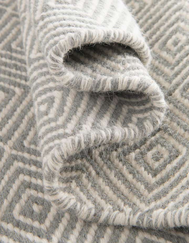 Gray 7' 10 x 10' Hand Woven Geo Trellis Flatweave Rug | Rugs.com