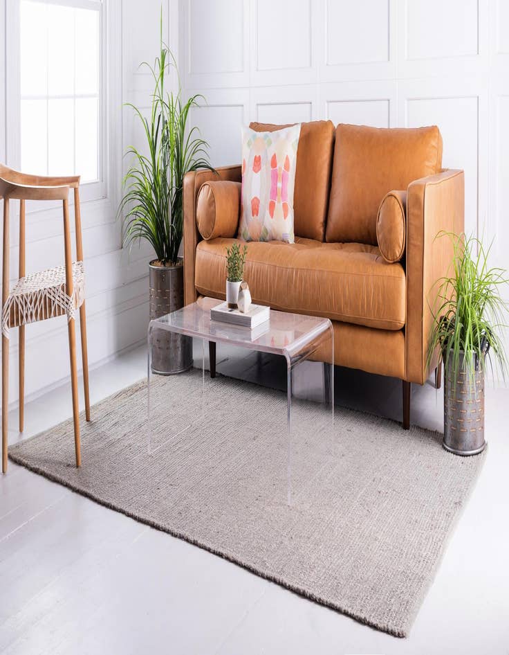 Detail image of  4' x 6'  Hand Woven Gilded Jute Rug