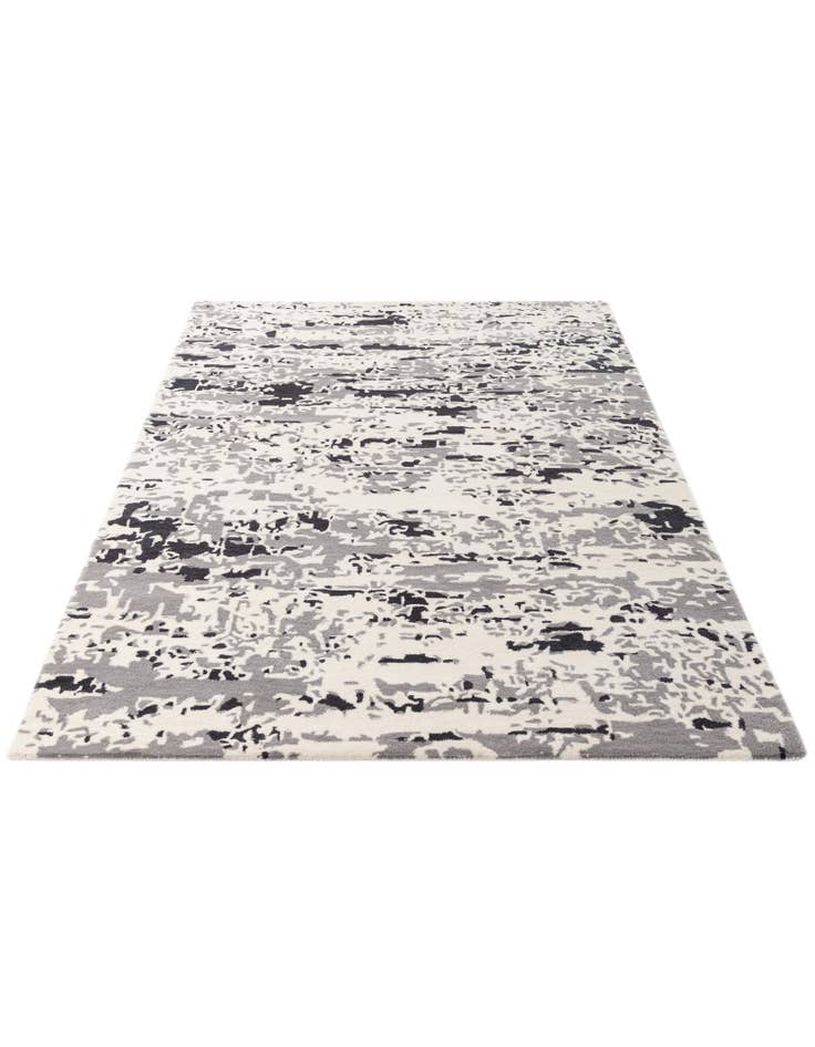 Detail image of  5' 1 x 8' 1 Hand Tufted Wool Rug