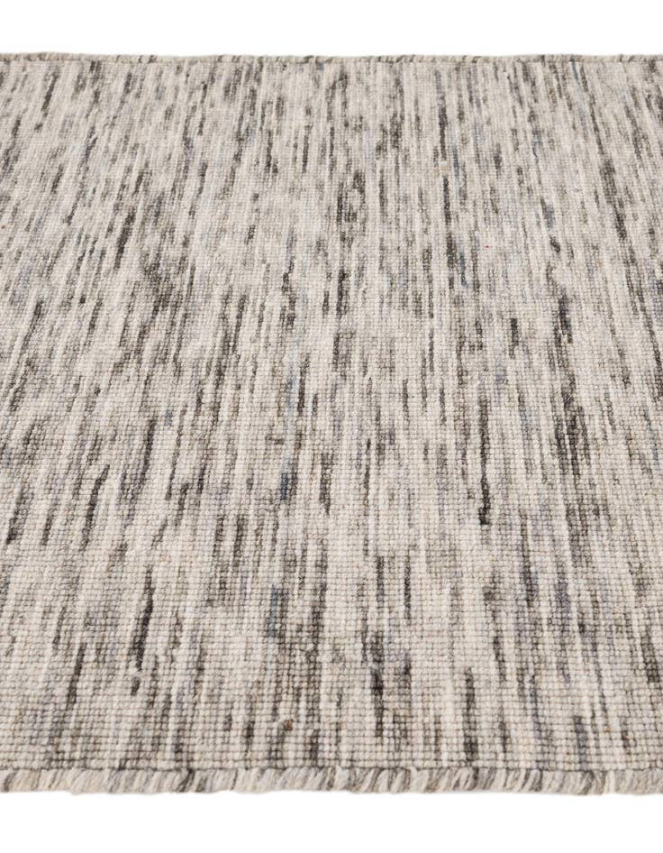 Detail image of  2' 1 x 3' 2  Hand Woven Jill Zarin English Manor Wool Rug