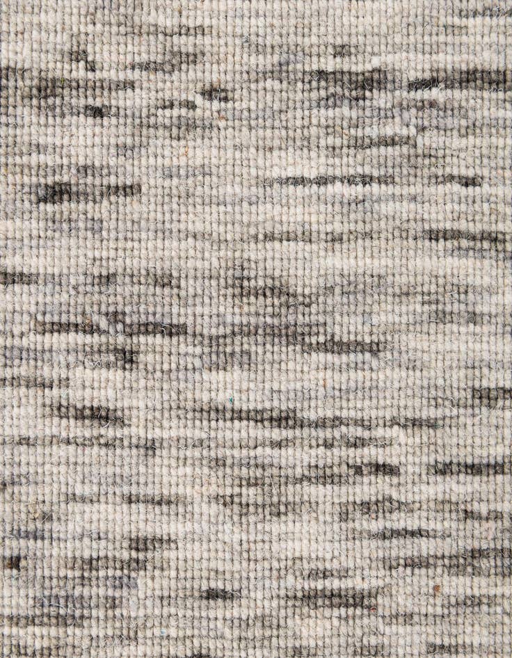 Detail image of  2' 1 x 3' 2  Hand Woven Jill Zarin English Manor Wool Rug