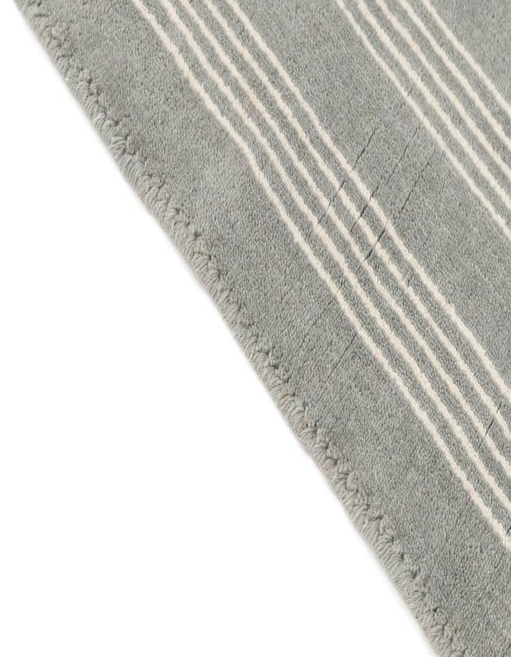 Detail image of  2' 2 x 3' 2 Jill Zarin Natural Wool Rug