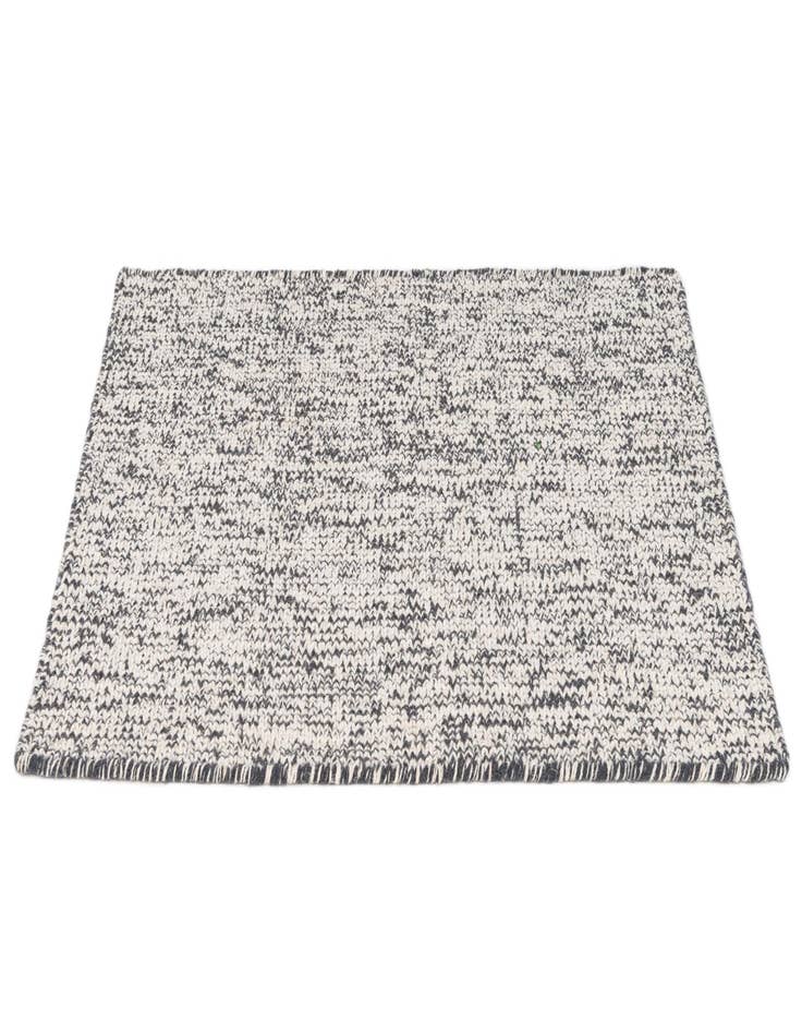 Detail image of  2' 2 x 2' 11  Washable Jill Zarin Palm Springs Indoor / Outdoor Wool Rug