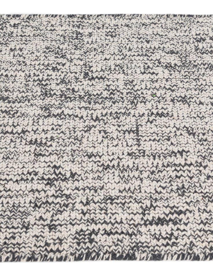 Detail image of  2' 2 x 2' 11  Washable Jill Zarin Palm Springs Indoor / Outdoor Wool Rug