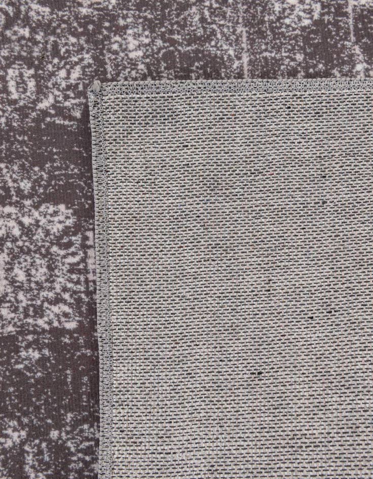 Detail image of  2' x 3' Kamala Washable Rug