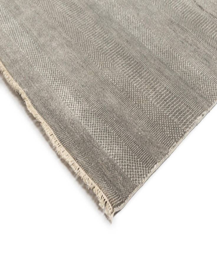 Detail image of  9' x 12' 2 Kamla Wool Rug