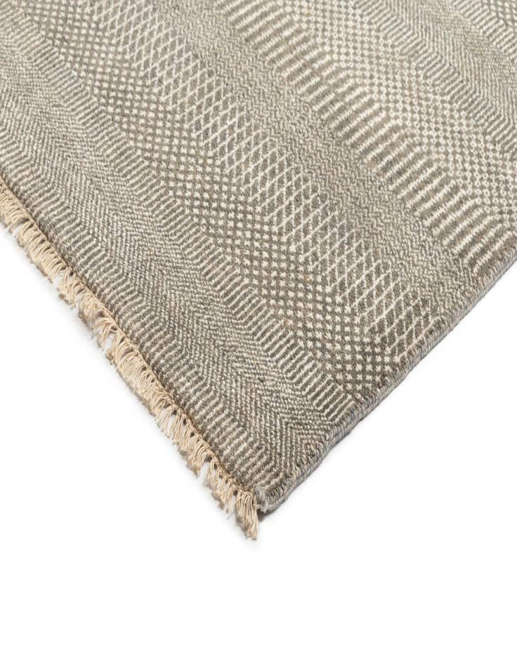 Detail image of  9' 1 x 12' 2 Kamla Wool Rug