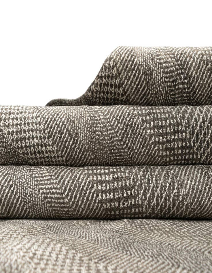 Detail image of  9' x 12' 1 Kamla Wool Rug