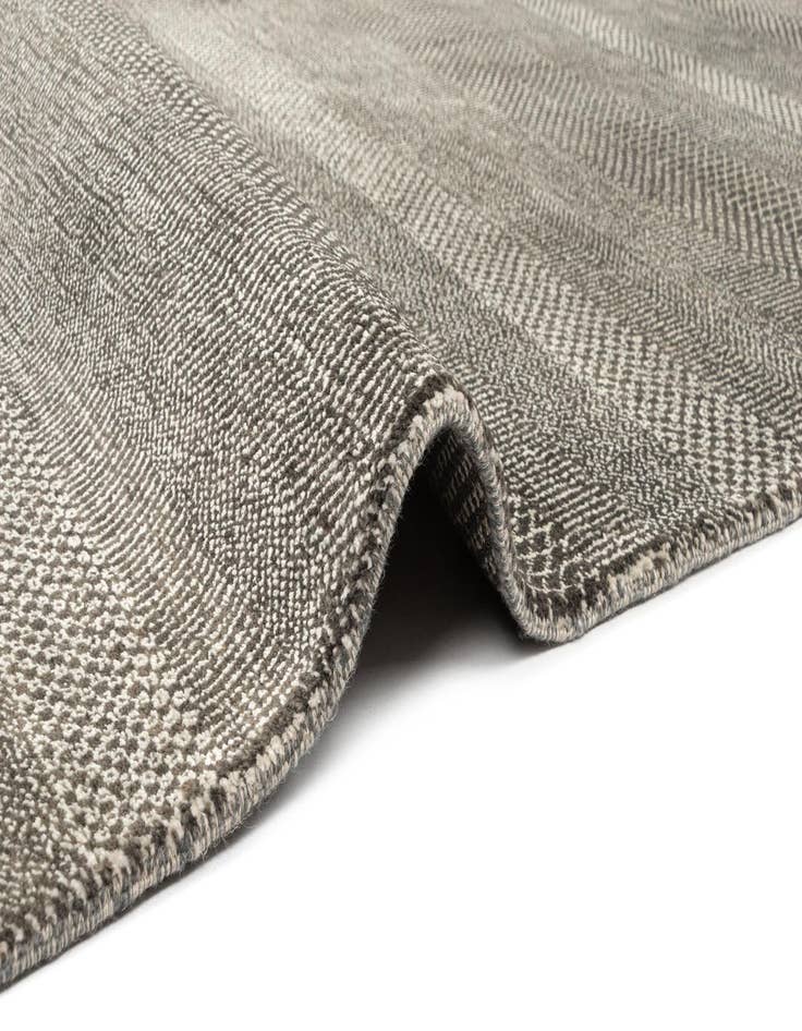 Detail image of  9' x 12' 1 Kamla Wool Rug