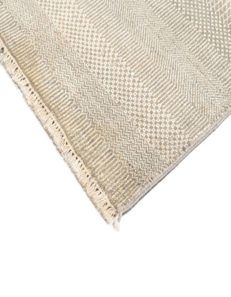 Detail image of  7' 10 x 9' 11 Kamla Wool Rug