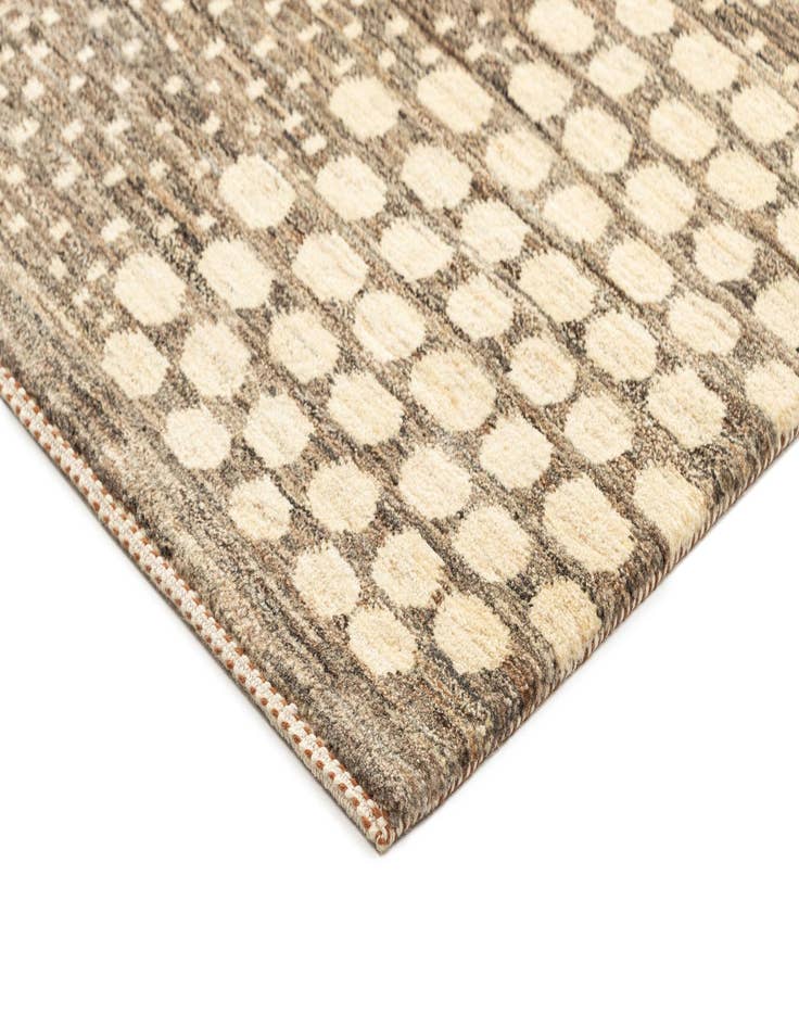 Detail image of  5' 5 x 7' 10  Hand Knotted Kashkuli Rug