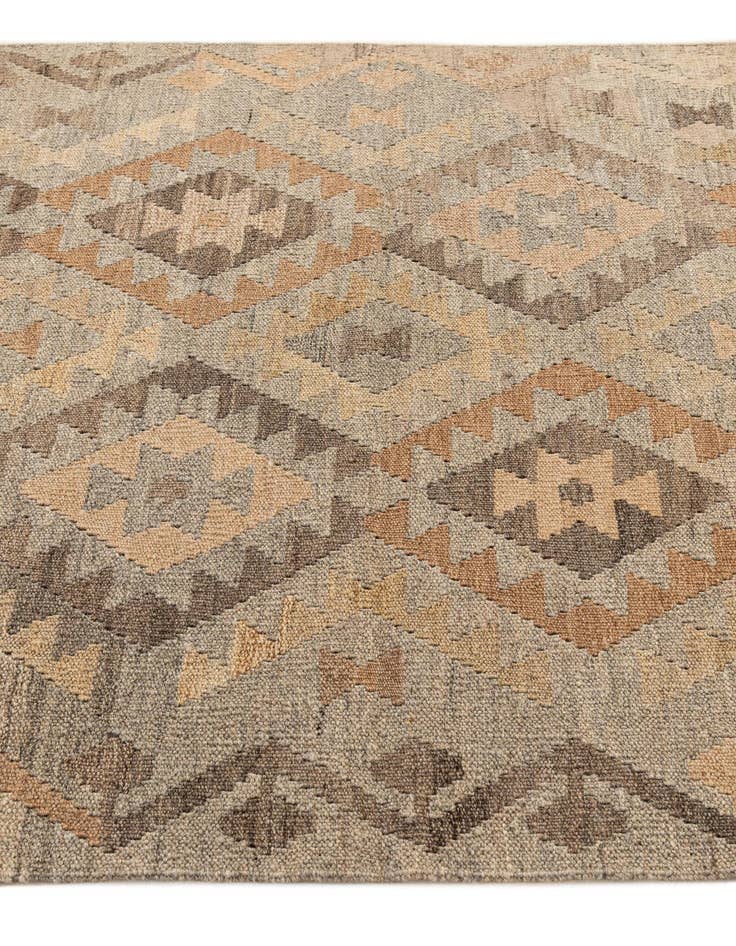 Detail image of  3' 5 x 4' 9  Hand Woven Kilim Maymana Wool Rug