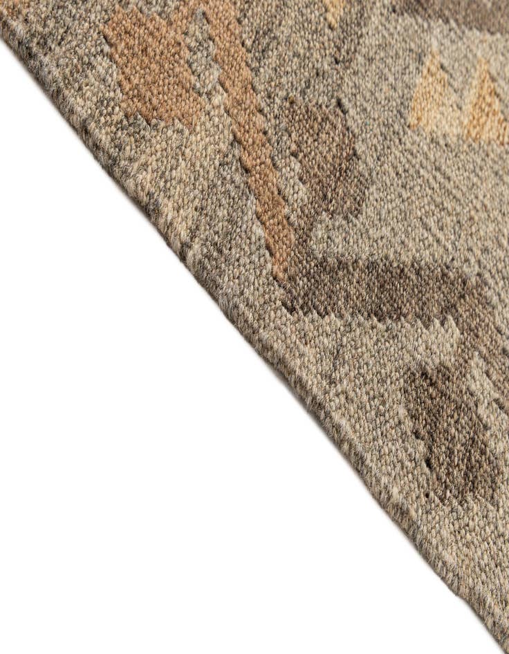 Detail image of  3' 5 x 4' 9  Hand Woven Kilim Maymana Wool Rug