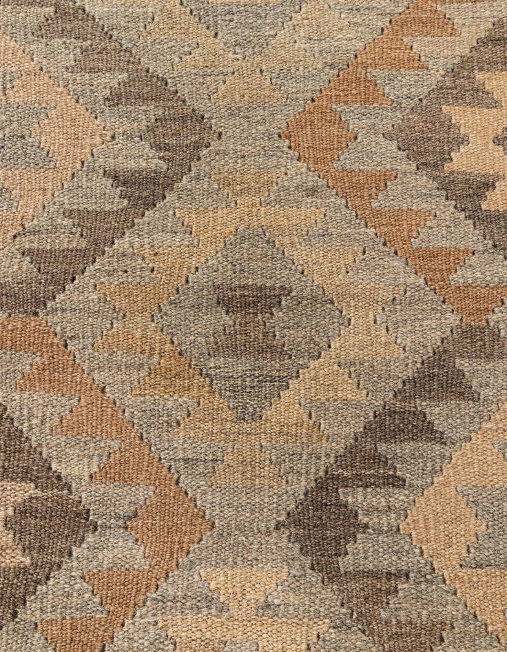 Detail image of  3' 5 x 4' 9  Hand Woven Kilim Maymana Wool Rug