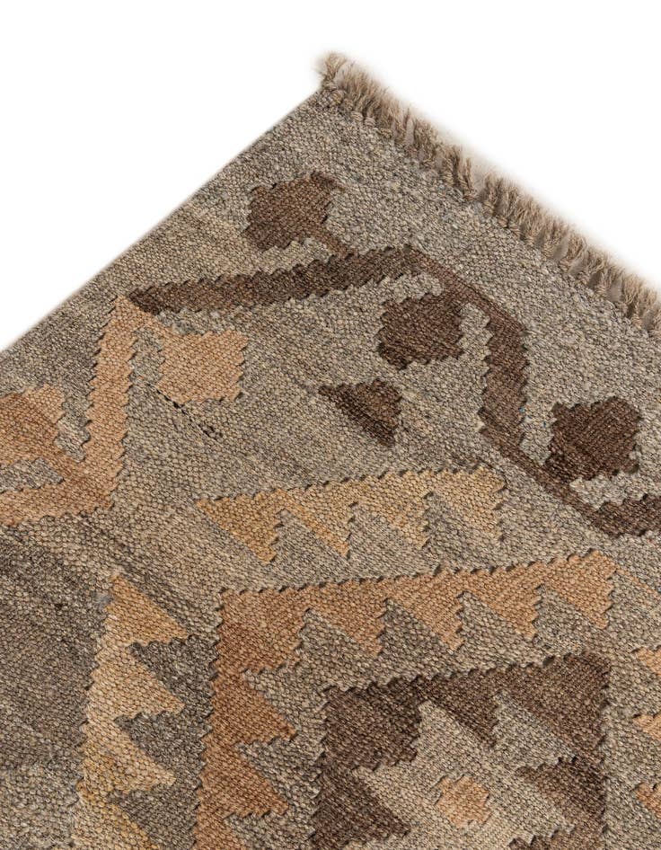 Detail image of  3' 5 x 4' 9  Hand Woven Kilim Maymana Wool Rug