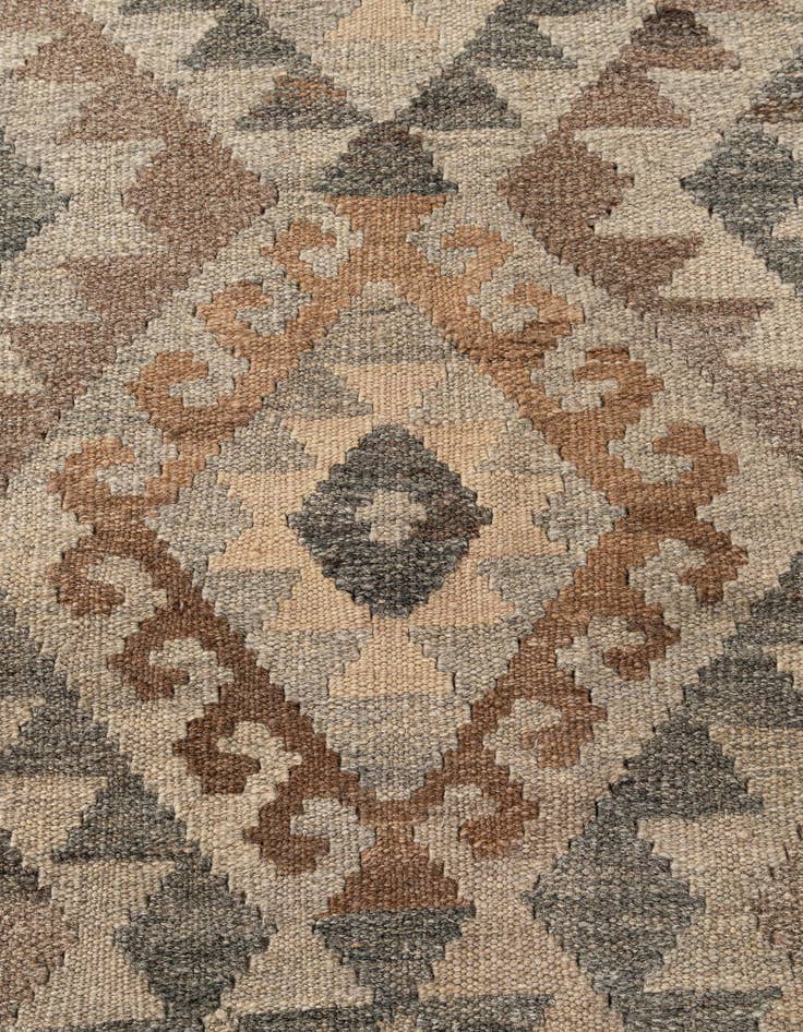 Detail image of  3' 3 x 5' 11  Hand Woven Kilim Maymana Wool Rug