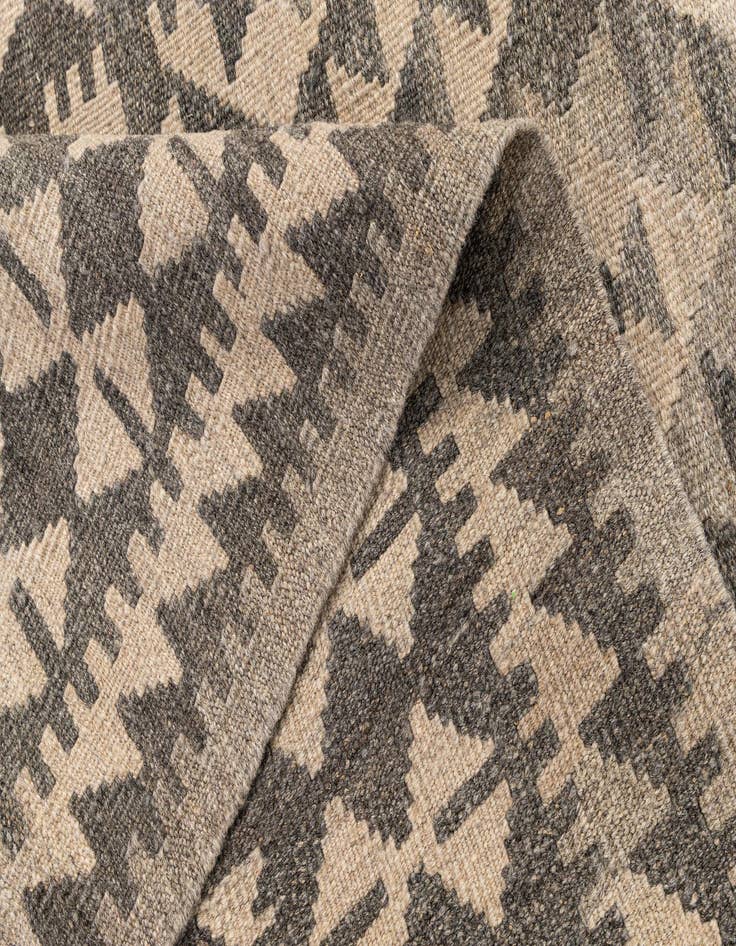 Detail image of  3' 6 x 5'  Hand Woven Kilim Maymana Wool Rug