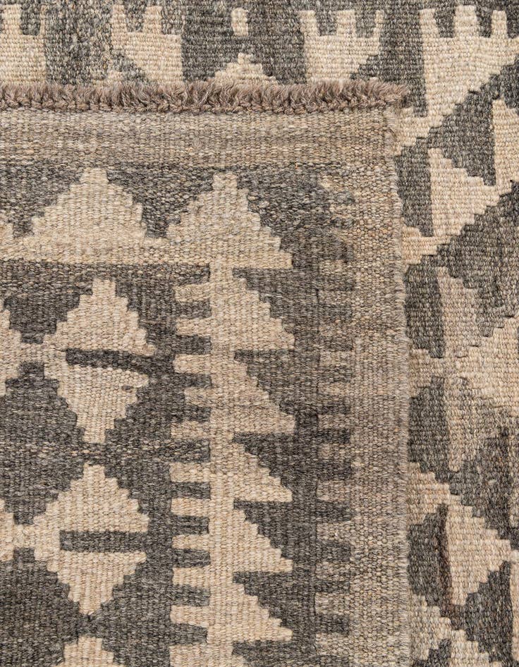 Detail image of  3' 6 x 5'  Hand Woven Kilim Maymana Wool Rug