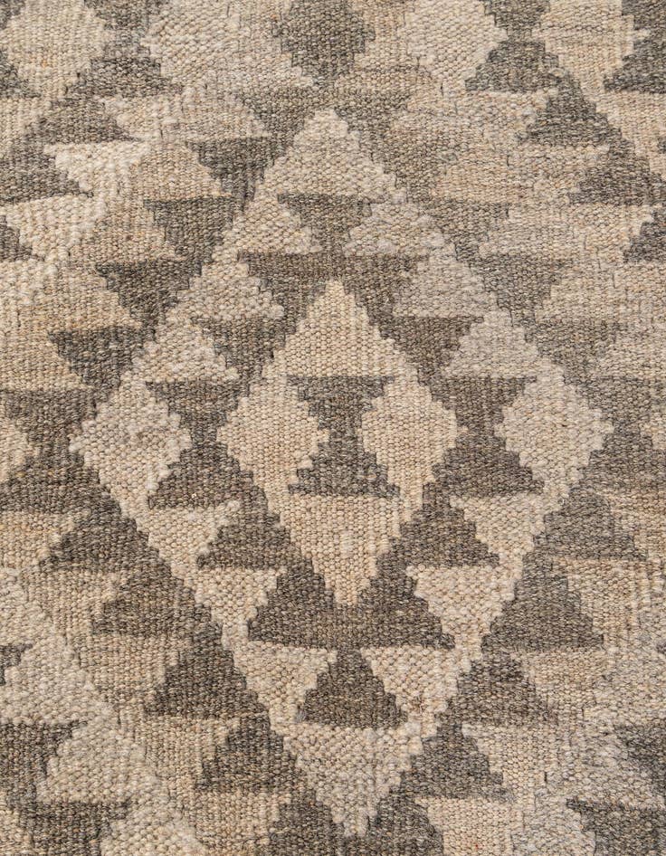 Detail image of  3' 7 x 4' 10  Hand Woven Kilim Maymana Wool Rug