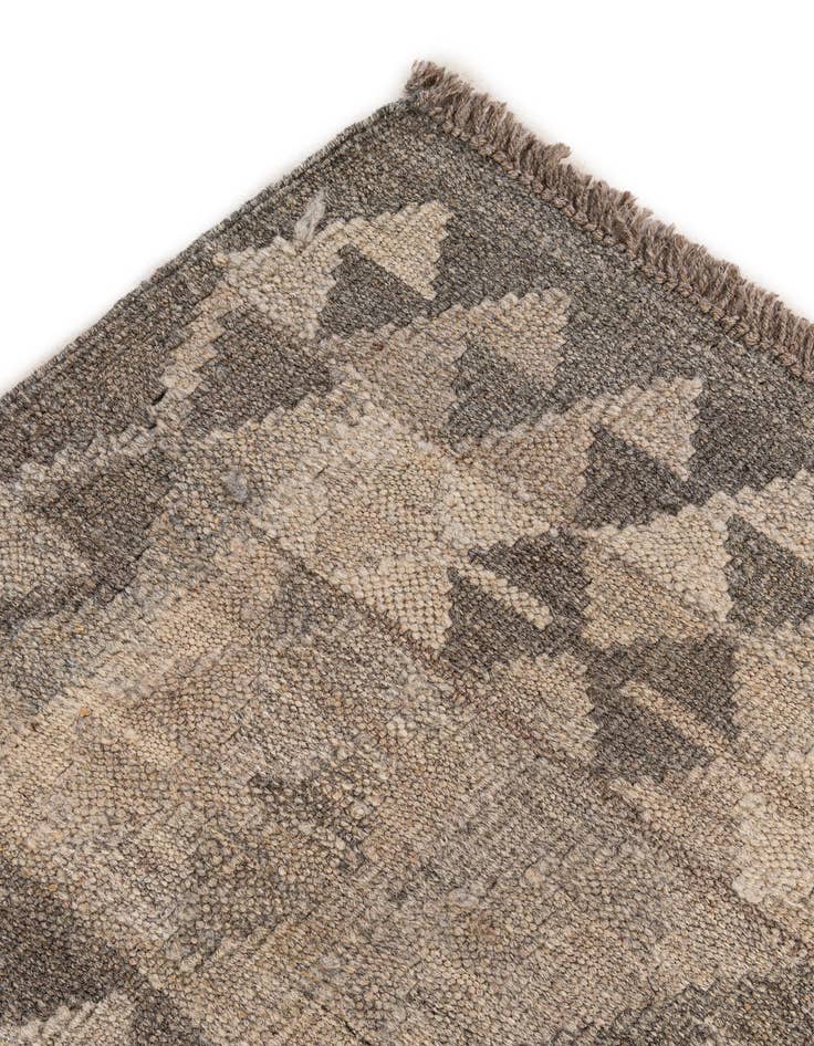 Detail image of  3' 7 x 4' 10  Hand Woven Kilim Maymana Wool Rug