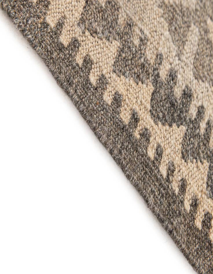 Detail image of  3' 6 x 5' 2  Hand Woven Kilim Maymana Wool Rug