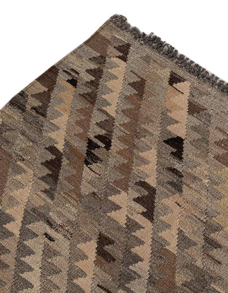 Detail image of  4' x 5' 10  Hand Woven Kilim Maymana Wool Rug