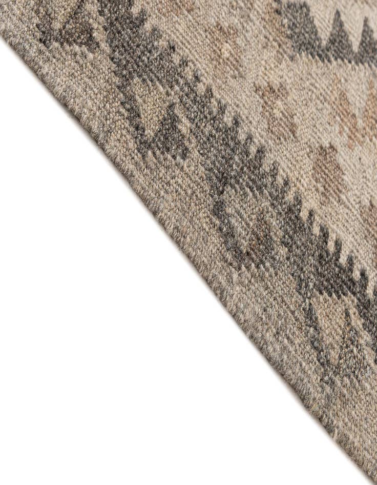 Detail image of  4' x 5' 10  Hand Woven Kilim Maymana Wool Rug