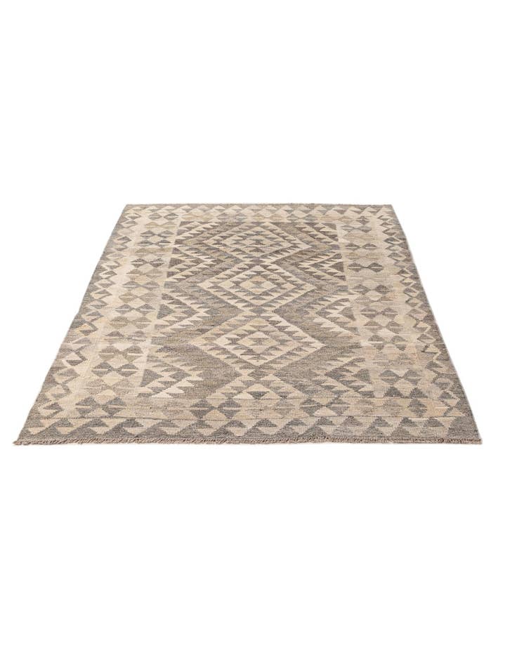 Detail image of  4' x 6' 1  Hand Woven Kilim Maymana Wool Rug