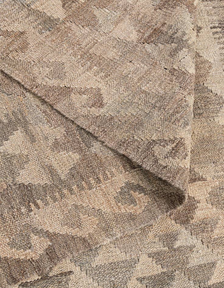 Detail image of  3' 10 x 5' 10  Hand Woven Kilim Maymana Wool Rug