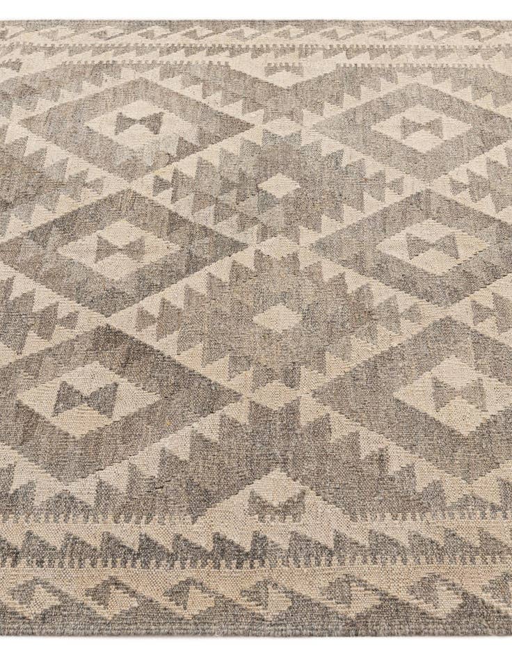 Detail image of  4' 1 x 6' 1  Hand Woven Kilim Maymana Wool Rug