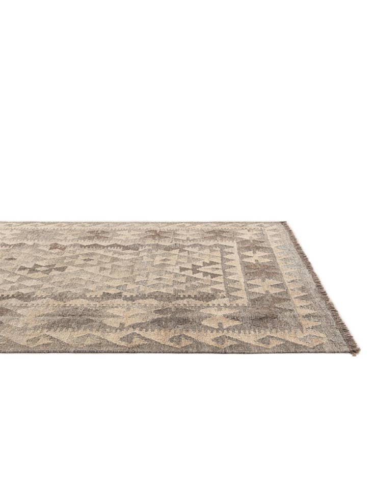 Detail image of  4' 1 x 6' 1  Hand Woven Kilim Maymana Wool Rug