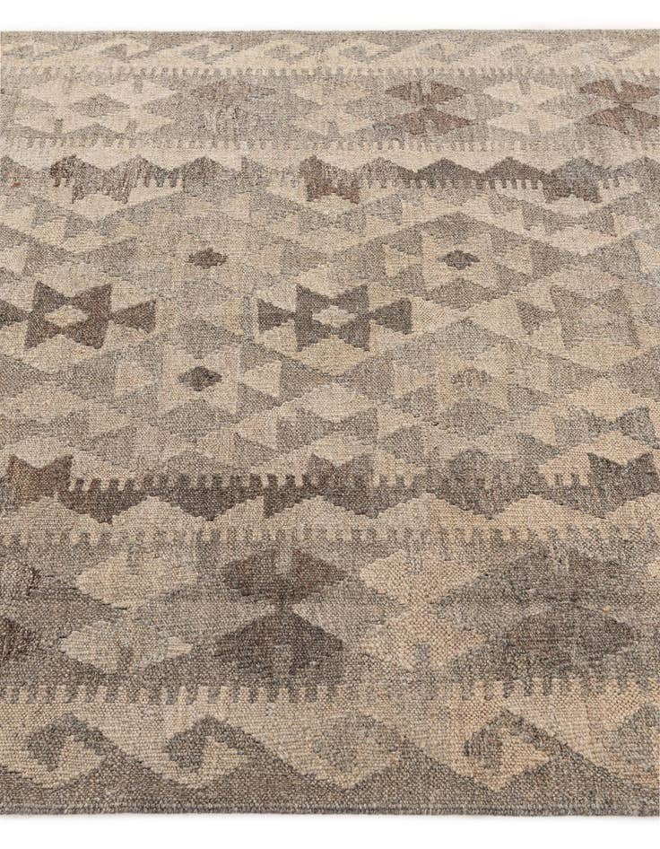 Detail image of  4' 1 x 6' 1  Hand Woven Kilim Maymana Wool Rug