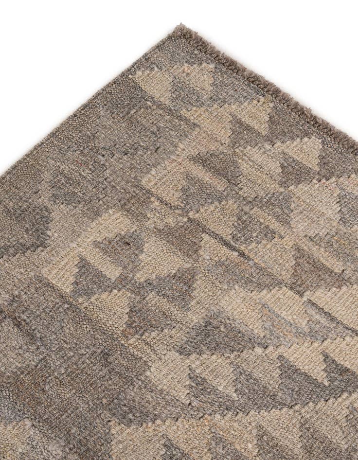 Detail image of  3' 11 x 6' Kilim Maymana Wool Rug