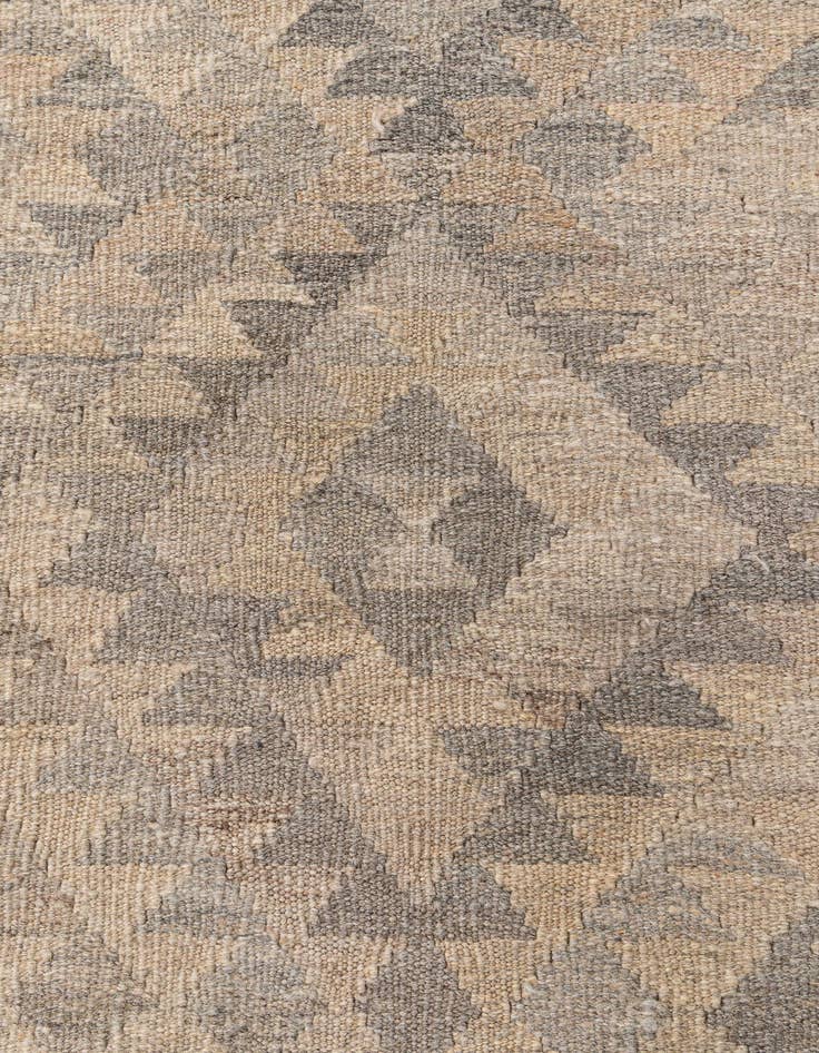 Detail image of  3' 11 x 6' Kilim Maymana Wool Rug