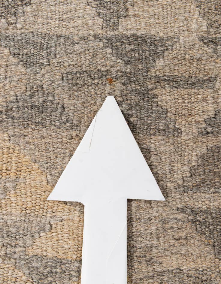 Detail image of  3' 11 x 6' Kilim Maymana Wool Rug