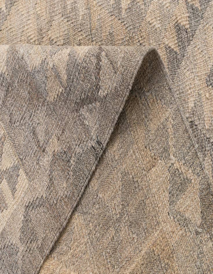 Detail image of  3' 11 x 6' Kilim Maymana Wool Rug