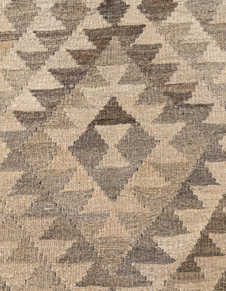 Detail image of  4' x 5' 11  Hand Woven Kilim Maymana Wool Rug