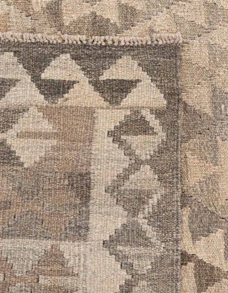 Detail image of  4' x 5' 11  Hand Woven Kilim Maymana Wool Rug