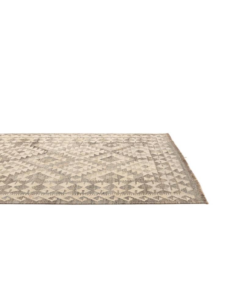 Detail image of  4' 2 x 6'  Hand Woven Kilim Maymana Wool Rug