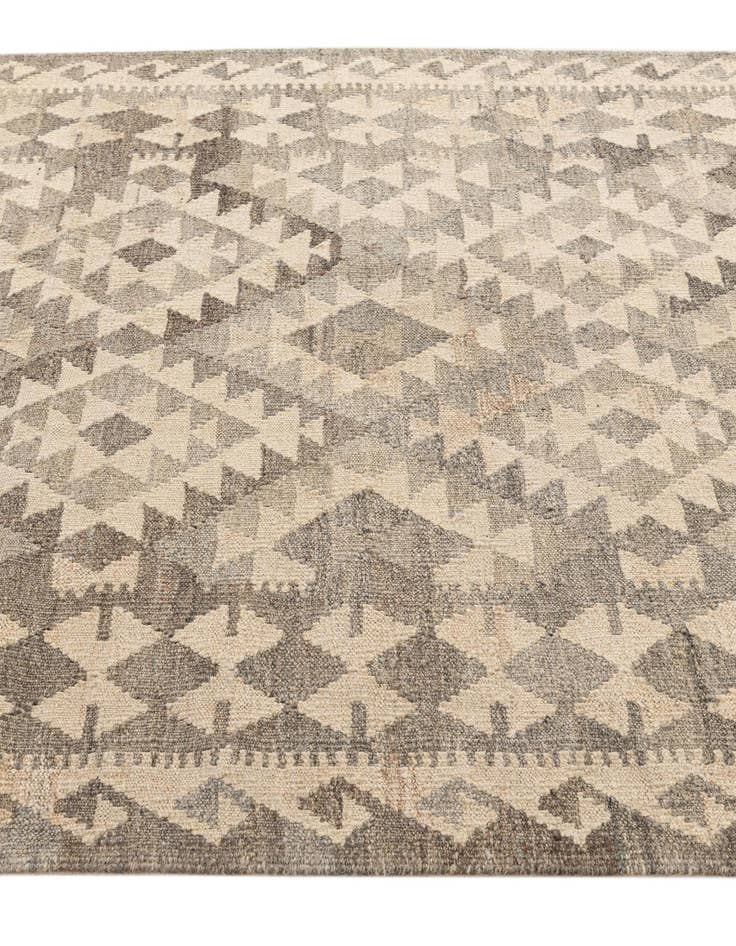 Detail image of  4' 2 x 6'  Hand Woven Kilim Maymana Wool Rug