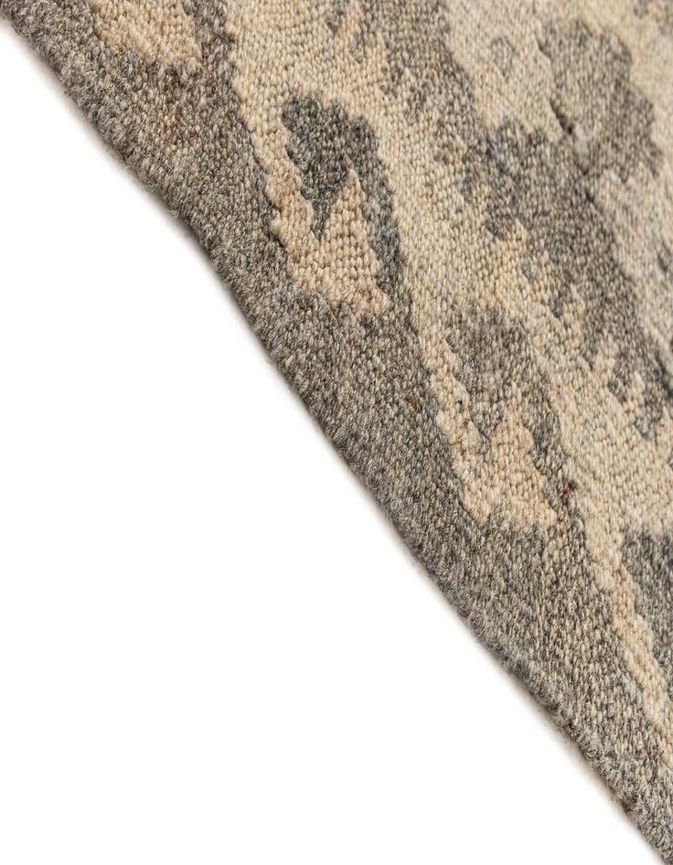 Detail image of  4' 1 x 6'  Hand Woven Kilim Maymana Wool Rug