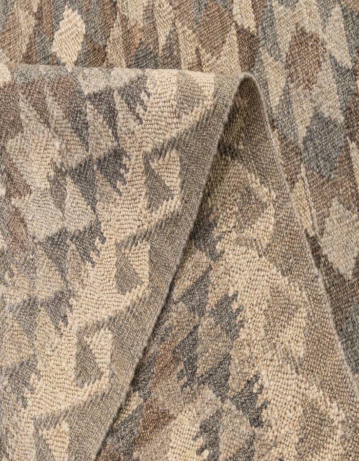 Detail image of  3' 11 x 5' 10  Hand Woven Kilim Maymana Wool Rug