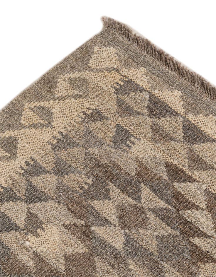 Detail image of  3' 11 x 5' 10  Hand Woven Kilim Maymana Wool Rug