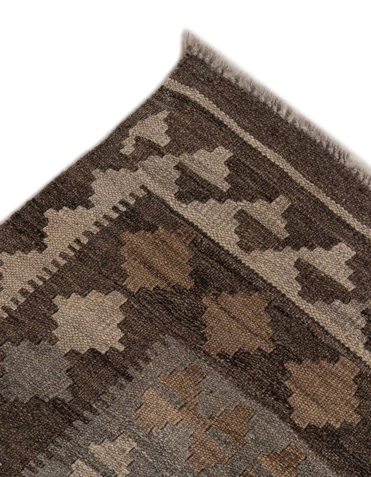 Detail image of  4' 1 x 6' 1  Hand Woven Kilim Maymana Wool Rug