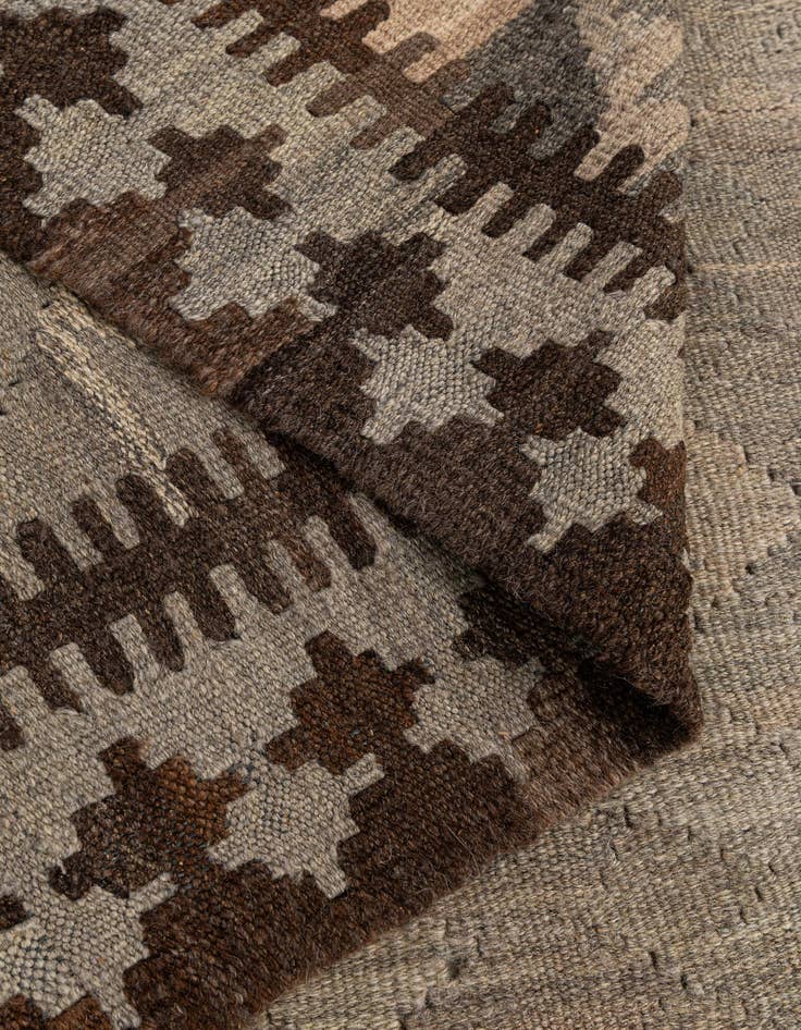 Detail image of  3' 10 x 6'  Hand Woven Kilim Maymana Wool Rug