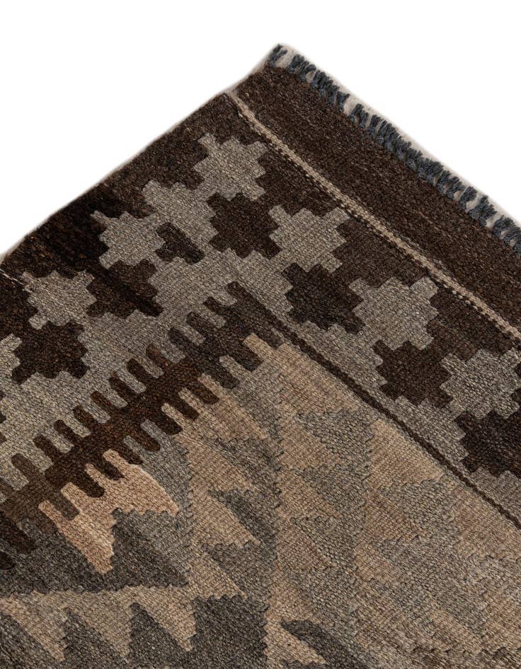 Detail image of  3' 10 x 6'  Hand Woven Kilim Maymana Wool Rug