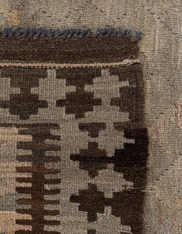 Detail image of  3' 10 x 6'  Hand Woven Kilim Maymana Wool Rug