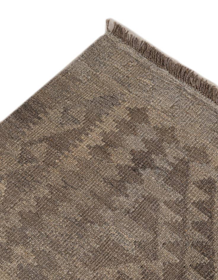Detail image of  4' x 5' 9  Hand Woven Kilim Maymana Wool Rug