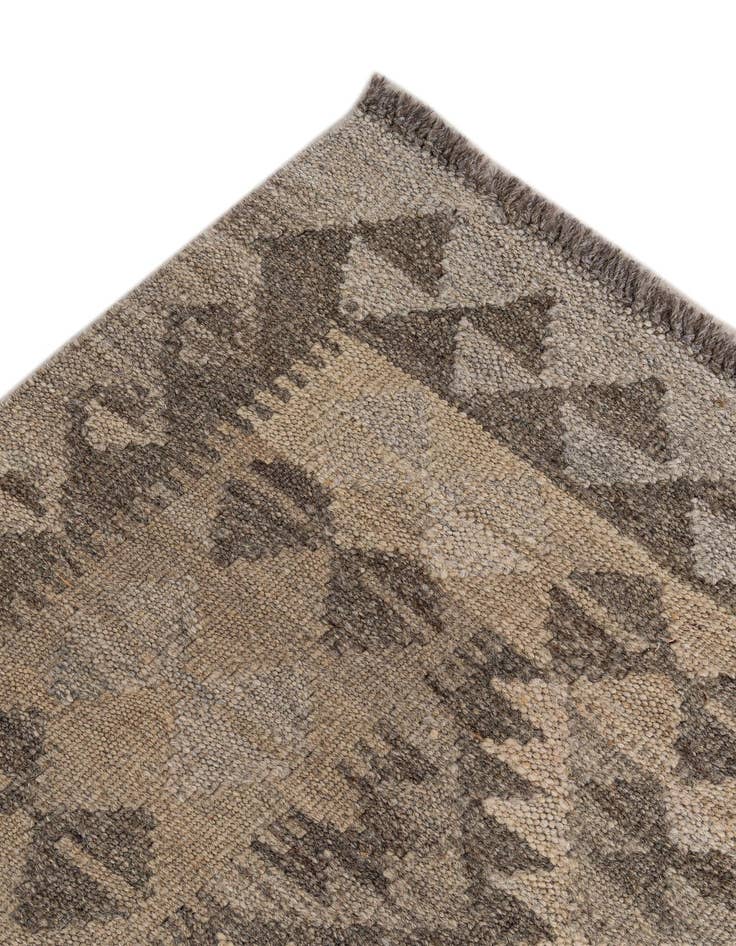 Detail image of  3' 11 x 6'  Hand Woven Kilim Maymana Wool Rug