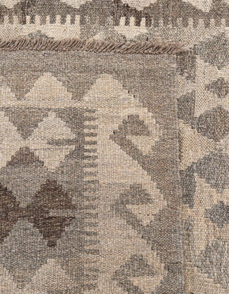 Detail image of  3' 11 x 6'  Hand Woven Kilim Maymana Wool Rug